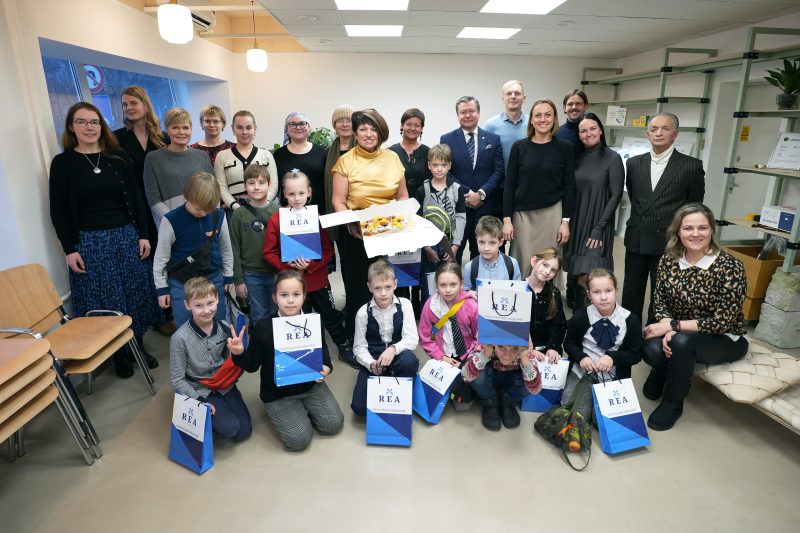 Bolderājas bibliotēkas dārzā taps jauns labiekārtojums bibliotēkas pakalpojumu un kultūras norišu baudīšanai